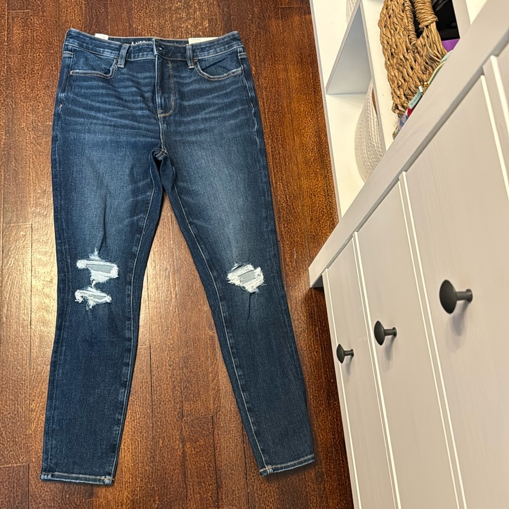 American Eagle Jeans - NWT - Dream Stretch - Size 12